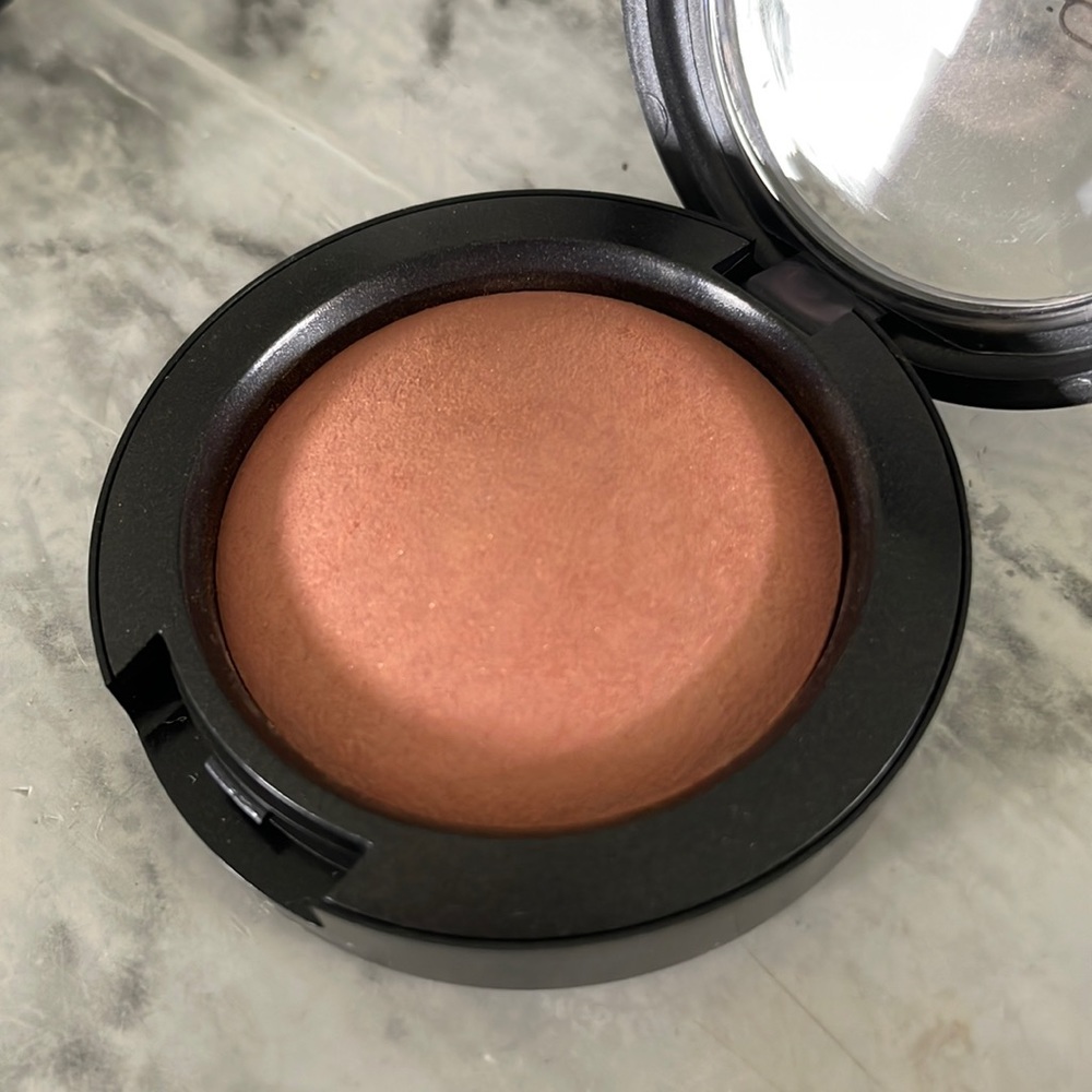 MAC Cosmetics mineralize blush